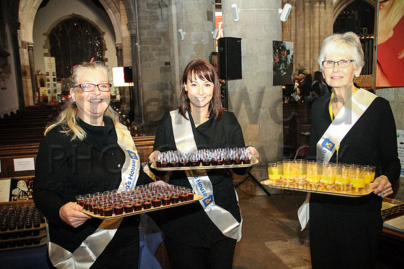 SWP_Julias-House_Carols-by-Candlelight-5